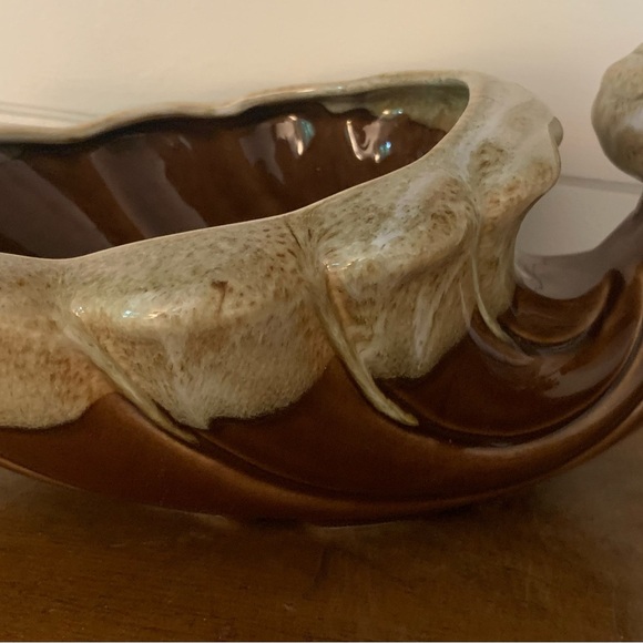 Vintage Brown & Tan Drip Glaze 260 USA Ceramic Cornucopia - Picture 14 of 16